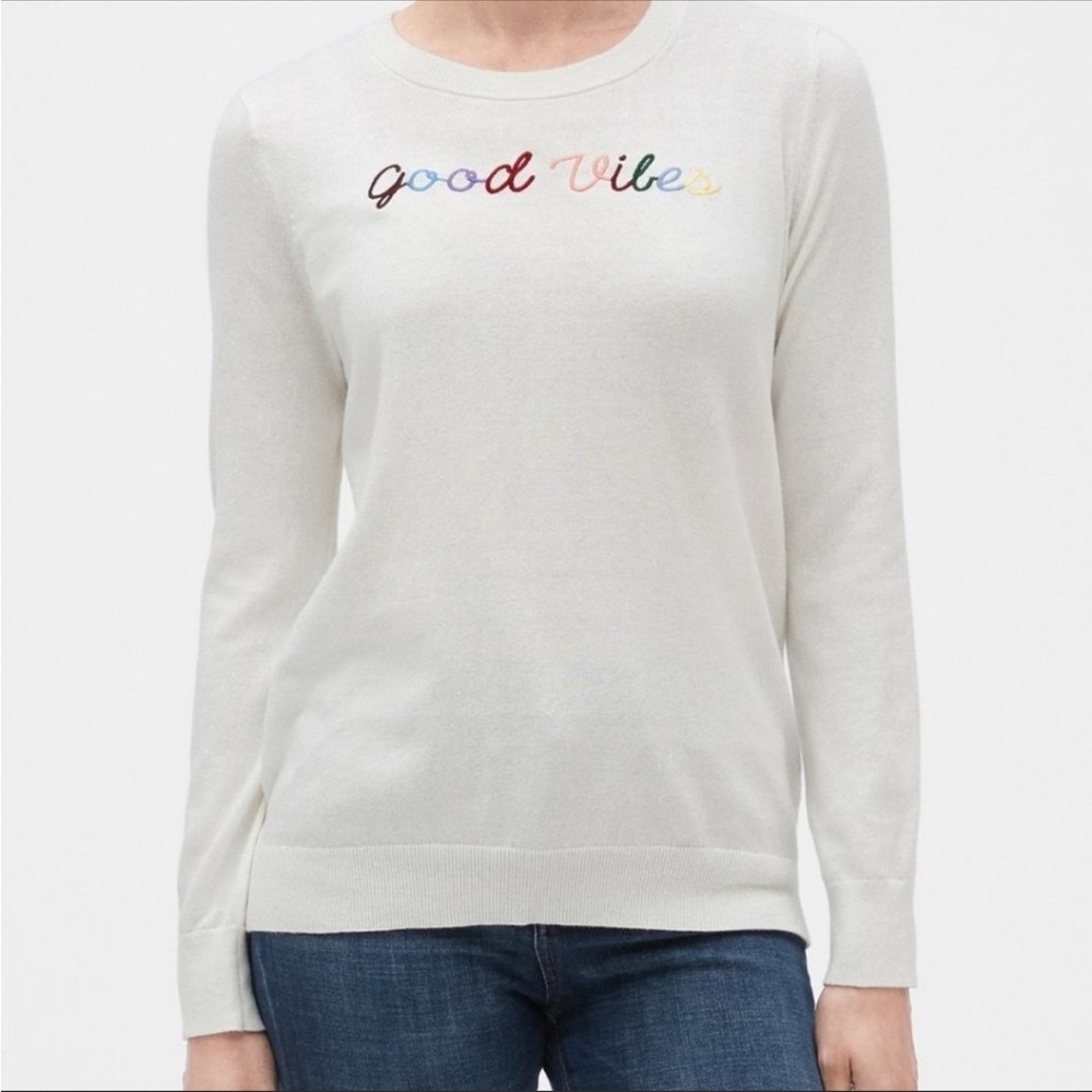GOOD VIBES white crewneck sweater